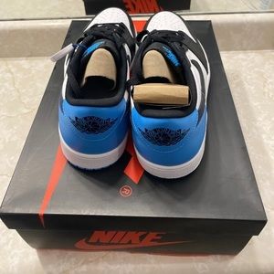 New Air Jordan retro 1 Low OG size 13.